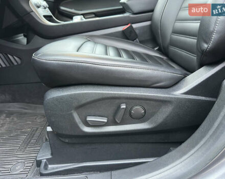 Серый Форд Эдж, объемом двигателя 2 л и пробегом 111 тыс. км за 22999 $, фото 18 на Automoto.ua