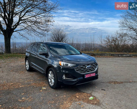 Серый Форд Эдж, объемом двигателя 2 л и пробегом 129 тыс. км за 18999 $, фото 1 на Automoto.ua