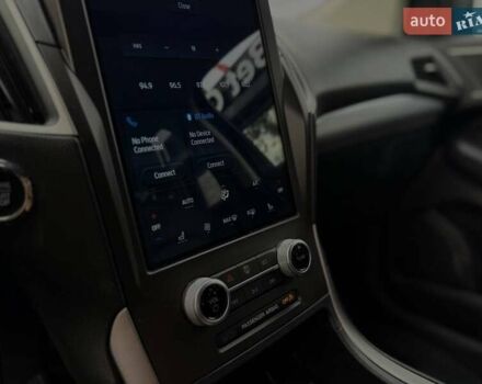 Серый Форд Эдж, объемом двигателя 2 л и пробегом 132 тыс. км за 21000 $, фото 12 на Automoto.ua