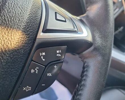 Сірий Форд Едж, об'ємом двигуна 2 л та пробігом 110 тис. км за 17499 $, фото 47 на Automoto.ua