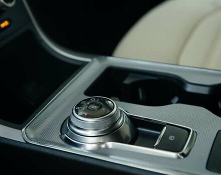 Серый Форд Эдж, объемом двигателя 2 л и пробегом 202 тыс. км за 18700 $, фото 16 на Automoto.ua