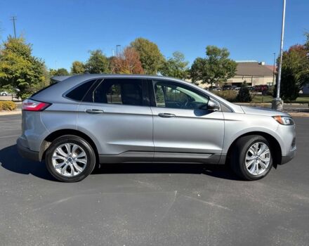 Сірий Форд Едж, об'ємом двигуна 2 л та пробігом 26 тис. км за 11200 $, фото 6 на Automoto.ua