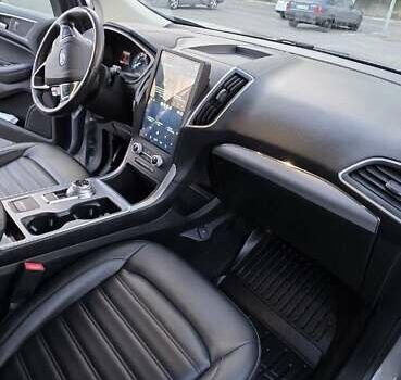 Сірий Форд Едж, об'ємом двигуна 2 л та пробігом 126 тис. км за 17999 $, фото 24 на Automoto.ua