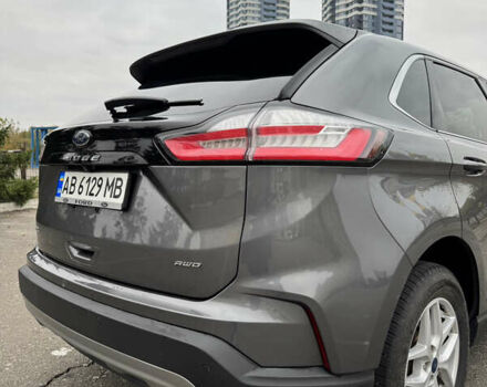 Серый Форд Эдж, объемом двигателя 2 л и пробегом 127 тыс. км за 19200 $, фото 5 на Automoto.ua