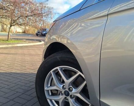 Сірий Форд Едж, об'ємом двигуна 2 л та пробігом 110 тис. км за 17499 $, фото 24 на Automoto.ua