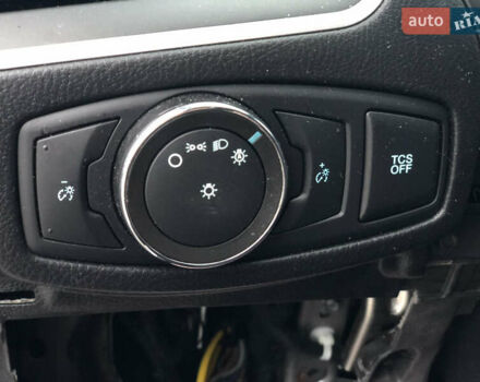 Сірий Форд Едж, об'ємом двигуна 2 л та пробігом 25 тис. км за 13900 $, фото 19 на Automoto.ua