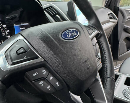 Серый Форд Эдж, объемом двигателя 2 л и пробегом 127 тыс. км за 19200 $, фото 24 на Automoto.ua