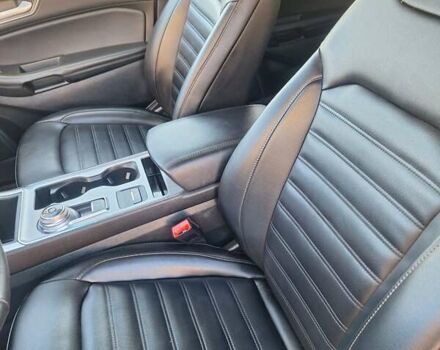 Сірий Форд Едж, об'ємом двигуна 2 л та пробігом 110 тис. км за 17499 $, фото 50 на Automoto.ua