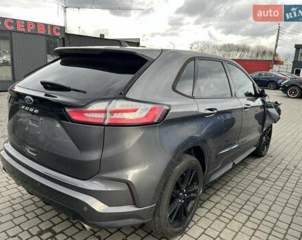 Сірий Форд Едж, об'ємом двигуна 2 л та пробігом 149 тис. км за 18700 $, фото 4 на Automoto.ua