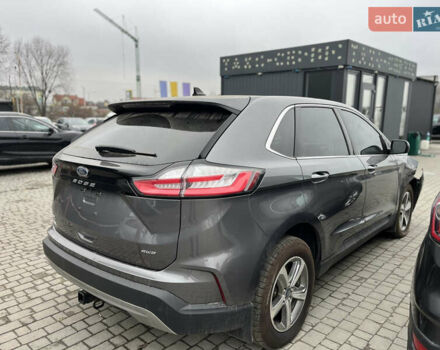 Сірий Форд Едж, об'ємом двигуна 2 л та пробігом 147 тис. км за 16700 $, фото 5 на Automoto.ua