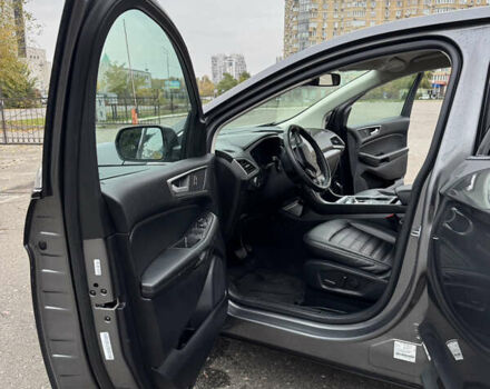 Серый Форд Эдж, объемом двигателя 2 л и пробегом 127 тыс. км за 19200 $, фото 16 на Automoto.ua