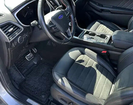 Серый Форд Эдж, объемом двигателя 2 л и пробегом 63 тыс. км за 17000 $, фото 5 на Automoto.ua