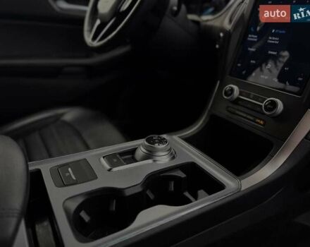 Серый Форд Эдж, объемом двигателя 2 л и пробегом 132 тыс. км за 21000 $, фото 22 на Automoto.ua