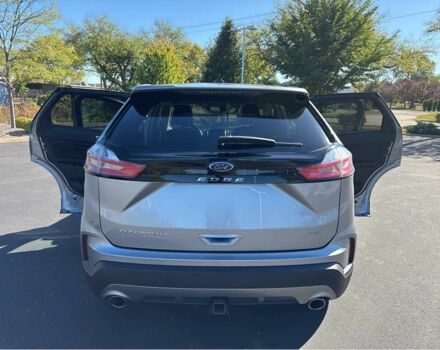 Сірий Форд Едж, об'ємом двигуна 2 л та пробігом 30 тис. км за 5700 $, фото 4 на Automoto.ua