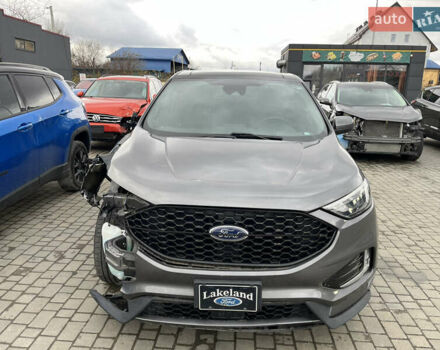 Сірий Форд Едж, об'ємом двигуна 2 л та пробігом 149 тис. км за 18700 $, фото 6 на Automoto.ua