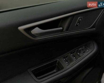 Серый Форд Эдж, объемом двигателя 2 л и пробегом 132 тыс. км за 21000 $, фото 8 на Automoto.ua