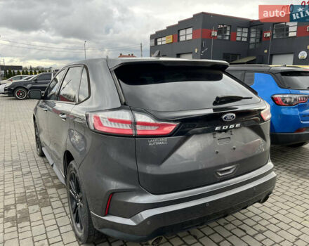 Сірий Форд Едж, об'ємом двигуна 2 л та пробігом 149 тис. км за 18700 $, фото 3 на Automoto.ua