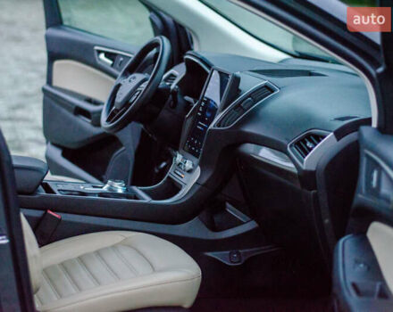 Серый Форд Эдж, объемом двигателя 2 л и пробегом 174 тыс. км за 18000 $, фото 17 на Automoto.ua