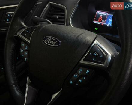 Серый Форд Эдж, объемом двигателя 2 л и пробегом 46 тыс. км за 23999 $, фото 21 на Automoto.ua