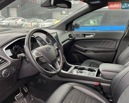 Сірий Форд Едж, об'ємом двигуна 2 л та пробігом 149 тис. км за 18700 $, фото 7 на Automoto.ua