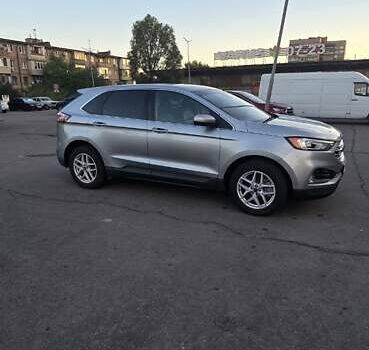 Сірий Форд Едж, об'ємом двигуна 2 л та пробігом 126 тис. км за 17999 $, фото 4 на Automoto.ua