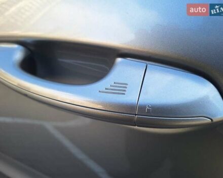 Сірий Форд Едж, об'ємом двигуна 2 л та пробігом 110 тис. км за 17499 $, фото 26 на Automoto.ua