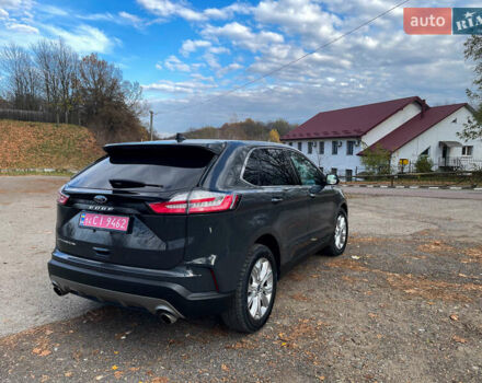 Серый Форд Эдж, объемом двигателя 2 л и пробегом 129 тыс. км за 18999 $, фото 5 на Automoto.ua