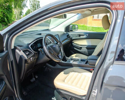 Серый Форд Эдж, объемом двигателя 2 л и пробегом 174 тыс. км за 18000 $, фото 4 на Automoto.ua