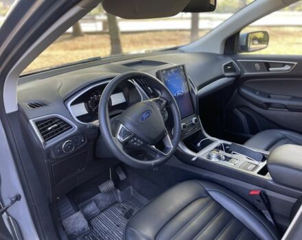 Серый Форд Эдж, объемом двигателя 2 л и пробегом 140 тыс. км за 22500 $, фото 7 на Automoto.ua