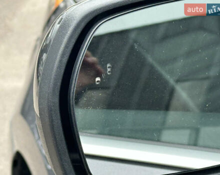 Серый Форд Эдж, объемом двигателя 2 л и пробегом 111 тыс. км за 22999 $, фото 13 на Automoto.ua