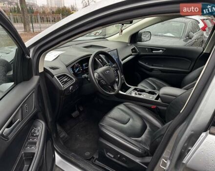 Сірий Форд Едж, об'ємом двигуна 2 л та пробігом 123 тис. км за 18900 $, фото 8 на Automoto.ua