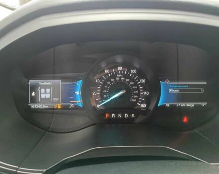 Сірий Форд Едж, об'ємом двигуна 2 л та пробігом 62 тис. км за 14700 $, фото 3 на Automoto.ua