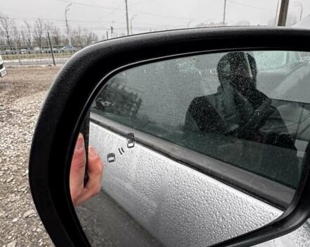 Сірий Форд Едж, об'ємом двигуна 2 л та пробігом 123 тис. км за 18900 $, фото 18 на Automoto.ua