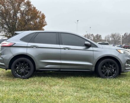 Сірий Форд Едж, об'ємом двигуна 2 л та пробігом 21 тис. км за 11000 $, фото 7 на Automoto.ua