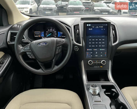 Серый Форд Эдж, объемом двигателя 2 л и пробегом 82 тыс. км за 17999 $, фото 10 на Automoto.ua