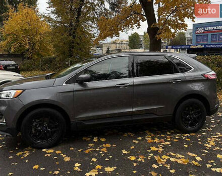 Сірий Форд Едж, об'ємом двигуна 2 л та пробігом 105 тис. км за 17350 $, фото 5 на Automoto.ua
