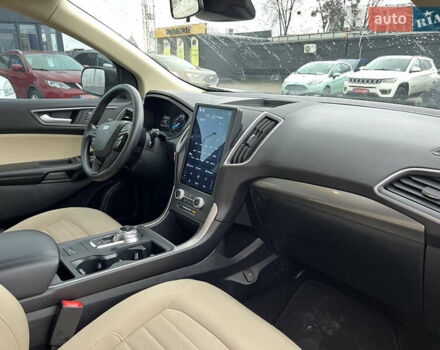 Серый Форд Эдж, объемом двигателя 2 л и пробегом 82 тыс. км за 17999 $, фото 18 на Automoto.ua