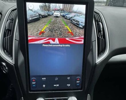 Сірий Форд Едж, об'ємом двигуна 2 л та пробігом 123 тис. км за 18900 $, фото 19 на Automoto.ua