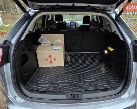 Серый Форд Эдж, объемом двигателя 2 л и пробегом 132 тыс. км за 22950 $, фото 14 на Automoto.ua