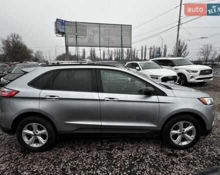 Сірий Форд Едж, об'ємом двигуна 2 л та пробігом 123 тис. км за 18900 $, фото 6 на Automoto.ua