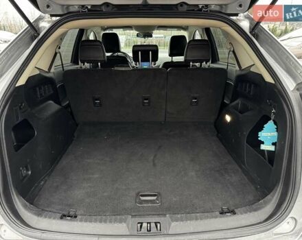 Сірий Форд Едж, об'ємом двигуна 2 л та пробігом 123 тис. км за 18900 $, фото 10 на Automoto.ua