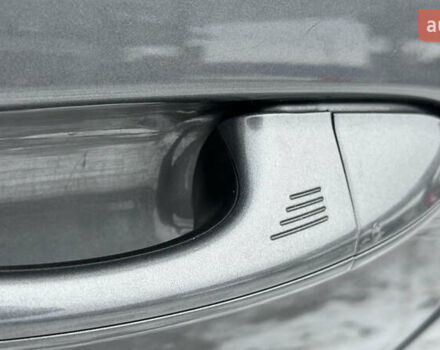 Серый Форд Эдж, объемом двигателя 2 л и пробегом 260 тыс. км за 15300 $, фото 7 на Automoto.ua