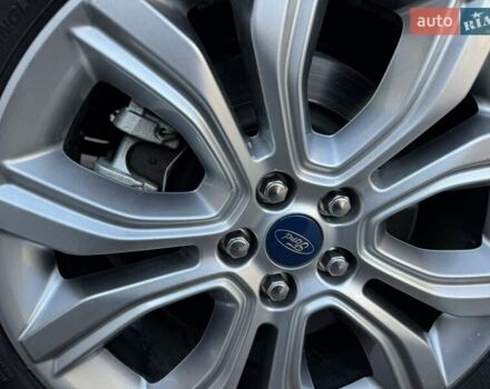 Серый Форд Эдж, объемом двигателя 2 л и пробегом 118 тыс. км за 22500 $, фото 31 на Automoto.ua