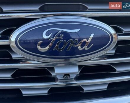 Серый Форд Эдж, объемом двигателя 2 л и пробегом 118 тыс. км за 22500 $, фото 5 на Automoto.ua