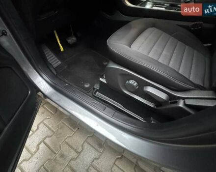 Сірий Форд Едж, об'ємом двигуна 2 л та пробігом 62 тис. км за 22800 $, фото 25 на Automoto.ua