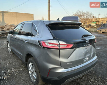 Сірий Форд Едж, об'ємом двигуна 2 л та пробігом 20 тис. км за 10500 $, фото 4 на Automoto.ua