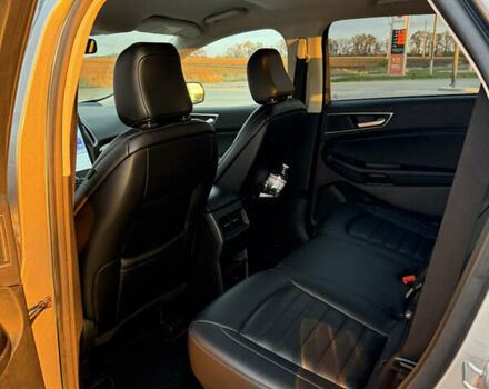 Сірий Форд Едж, об'ємом двигуна 2 л та пробігом 54 тис. км за 22000 $, фото 15 на Automoto.ua