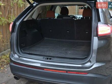 Серый Форд Эдж, объемом двигателя 2 л и пробегом 88 тыс. км за 19900 $, фото 1 на Automoto.ua