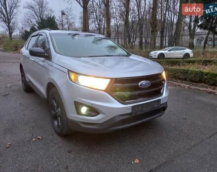 Серый Форд Эдж, объемом двигателя 2 л и пробегом 120 тыс. км за 14900 $, фото 1 на Automoto.ua