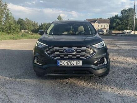 Сірий Форд Едж, об'ємом двигуна 2 л та пробігом 206 тис. км за 13750 $, фото 1 на Automoto.ua